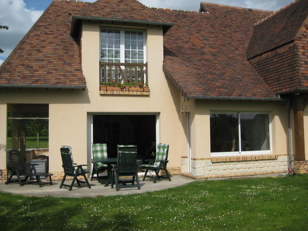 Gite De La Balle De Golf Жюмьеж Номер фото